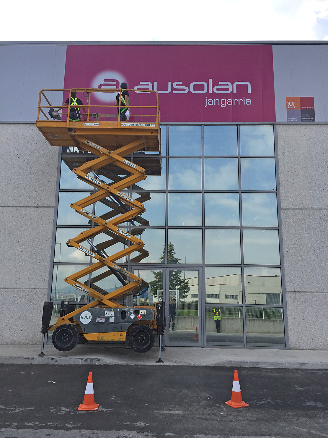 ROTULACIÓN Y SEÑALÉTICA EN PAMPLONA NAVARRA