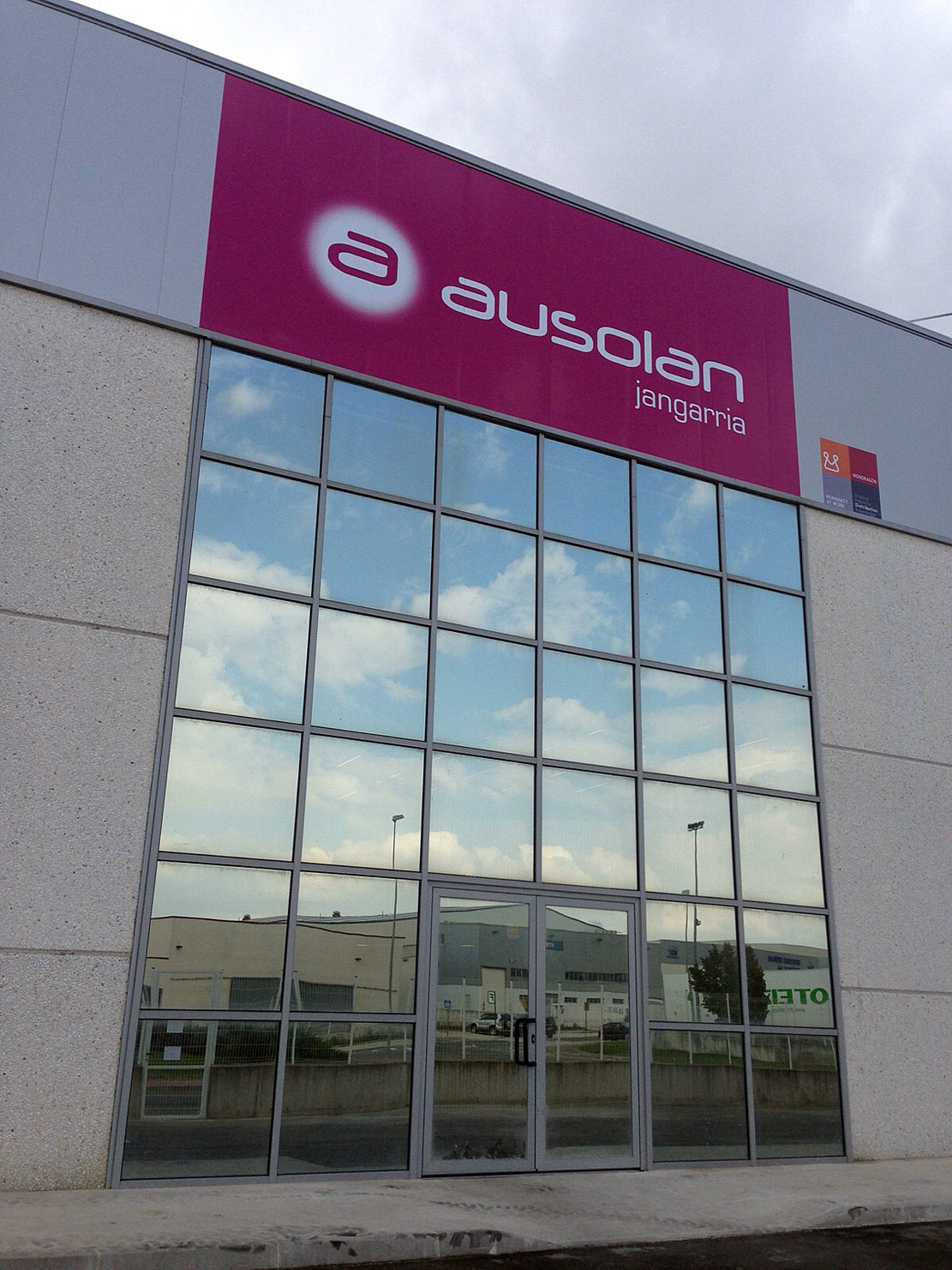 ROTULACIÓN Y SEÑALÉTICA EN PAMPLONA NAVARRA